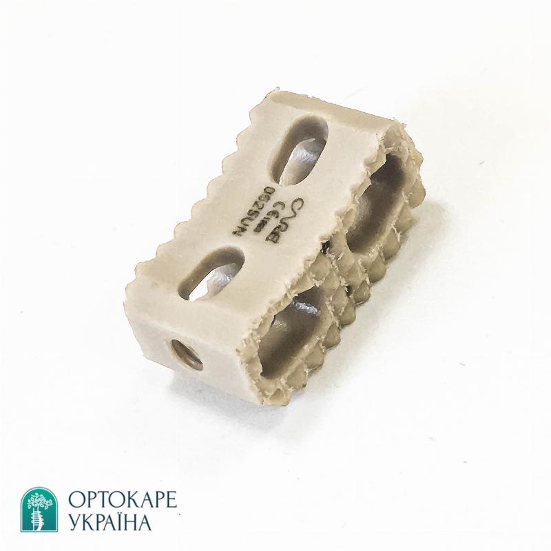 Боковий грудний міжхребцевий кейдж PEEK "ORTHO CARE"